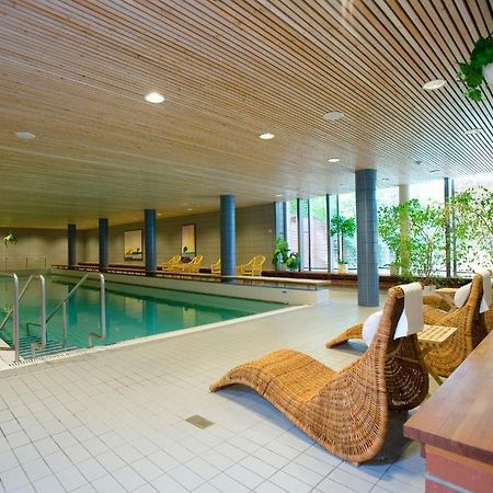 Hotel Kuninkaantie Эспоо Экстерьер фото