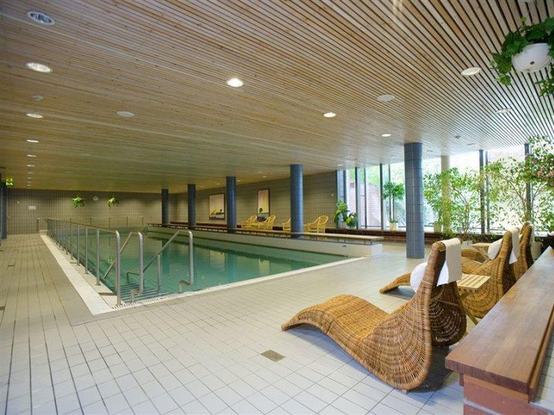 Hotel Kuninkaantie Эспоо Экстерьер фото